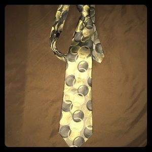 Silk tie